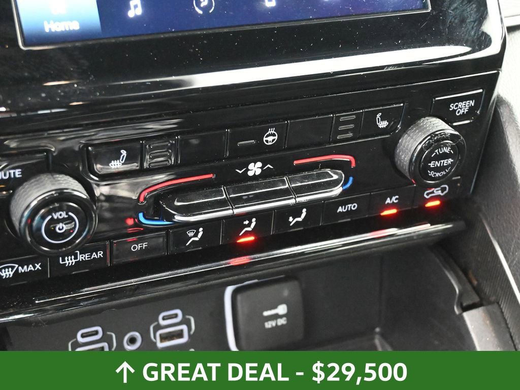 Used 2024 Jeep Grand Cherokee Altitude image 26