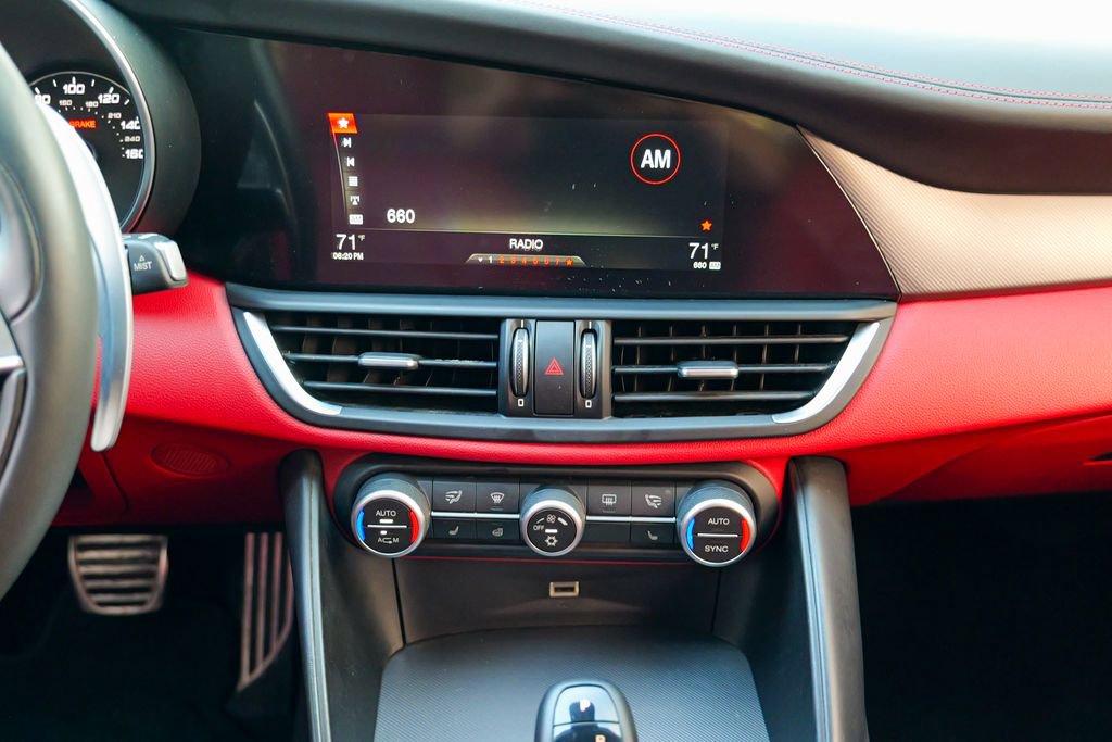 Used 2017 Alfa Romeo Giulia Ti w/ TI 19" Sport Package AWD/4WD image 49