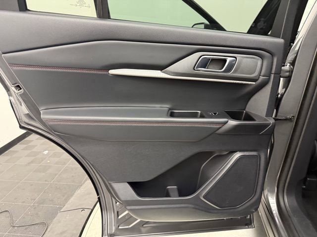 Used 2025 Ford Explorer ST-Line AWD/4WD image 24