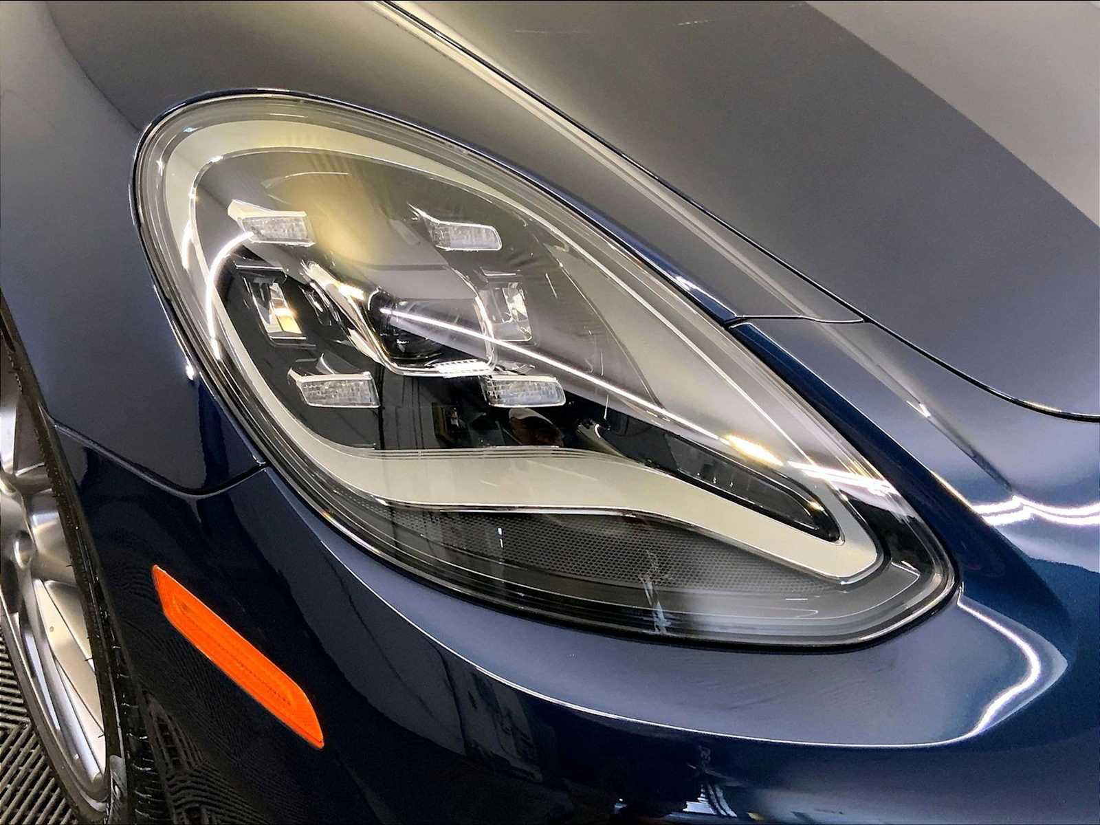 Certified 2023 Porsche Panamera 4S image 12