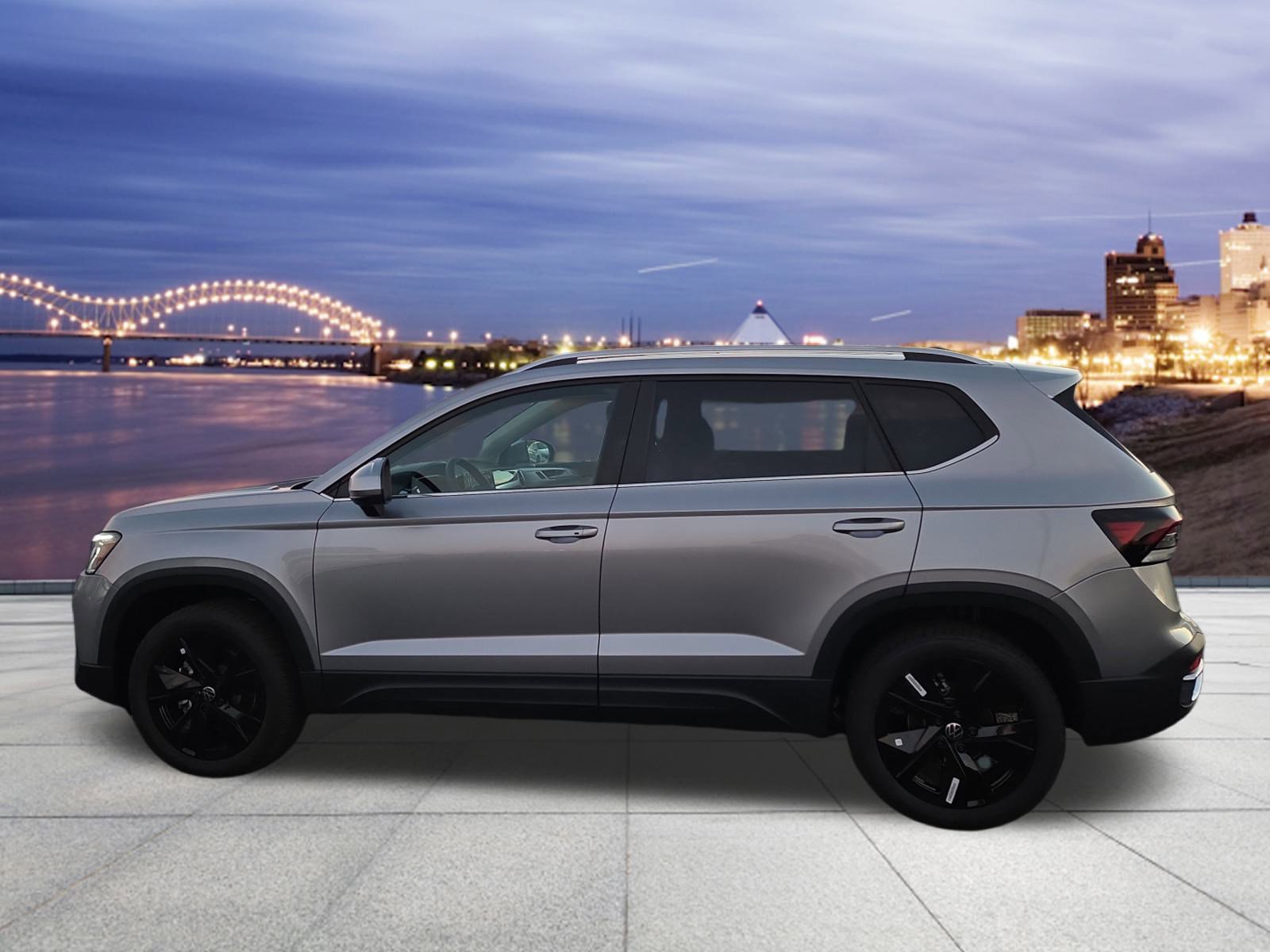 New 2026 Volkswagen Taos SE image 3