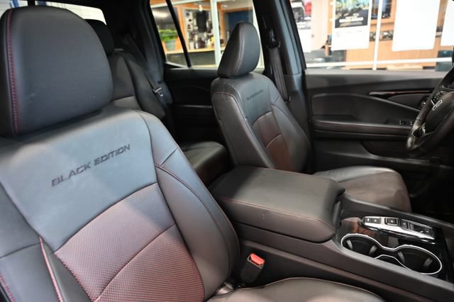 Used 2024 Honda Ridgeline Black Edition image 9