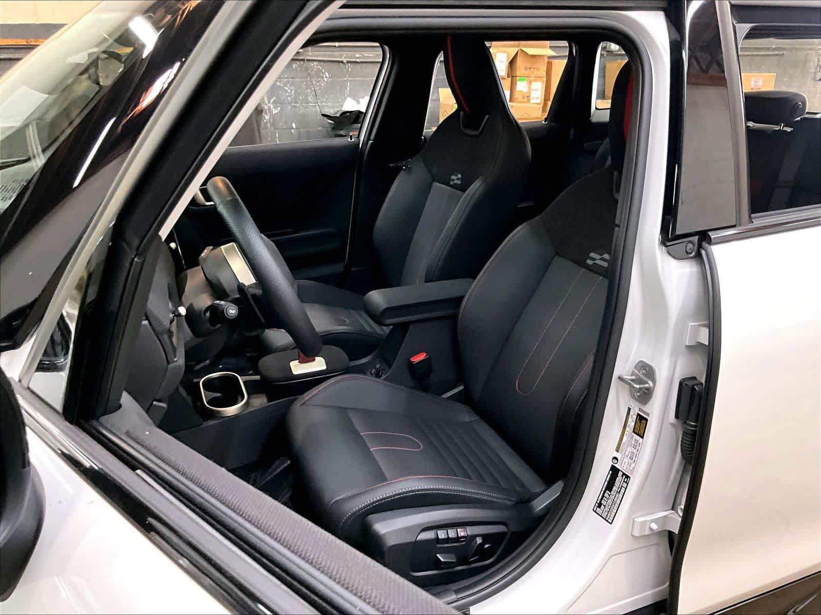 Used 2026 MINI Cooper S FWD image 28