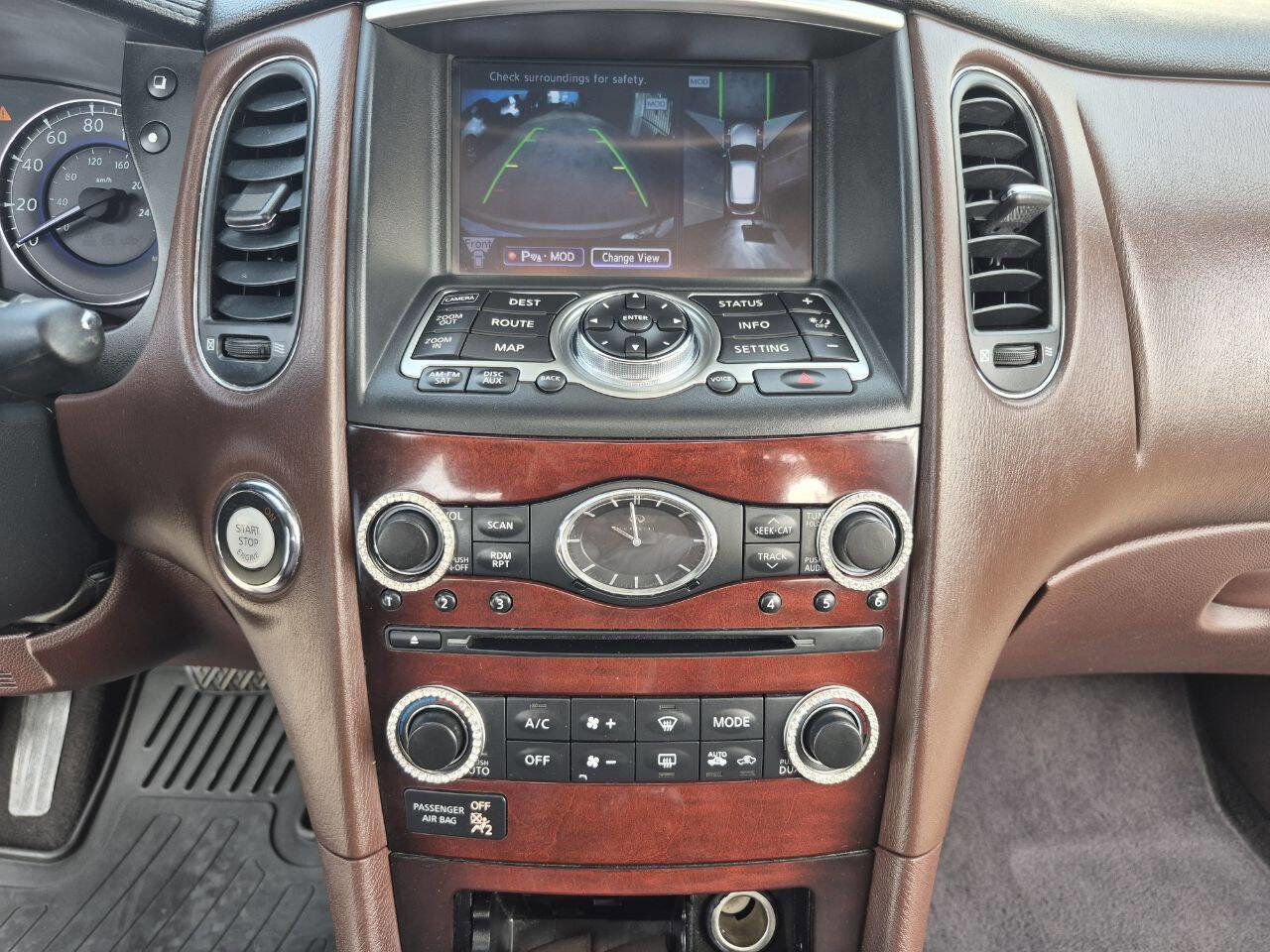 Used 2016 INFINITI QX50 2WD w/ Deluxe Touring Package image 24