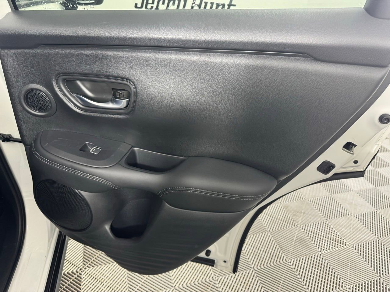 Used 2026 Honda HR-V EX-L image 27