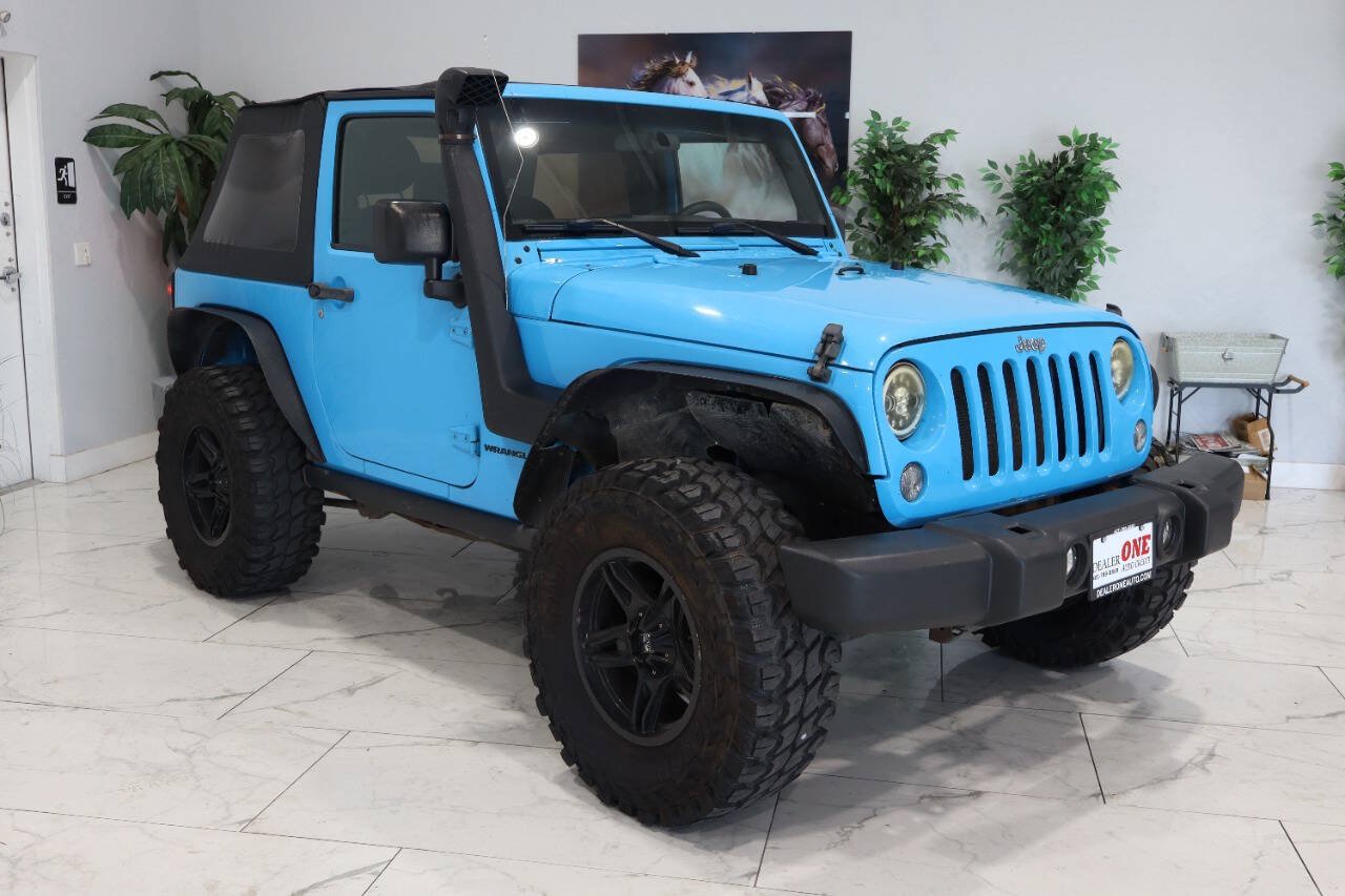 Used 2017 Jeep Wrangler Sport AWD/4WD image 2