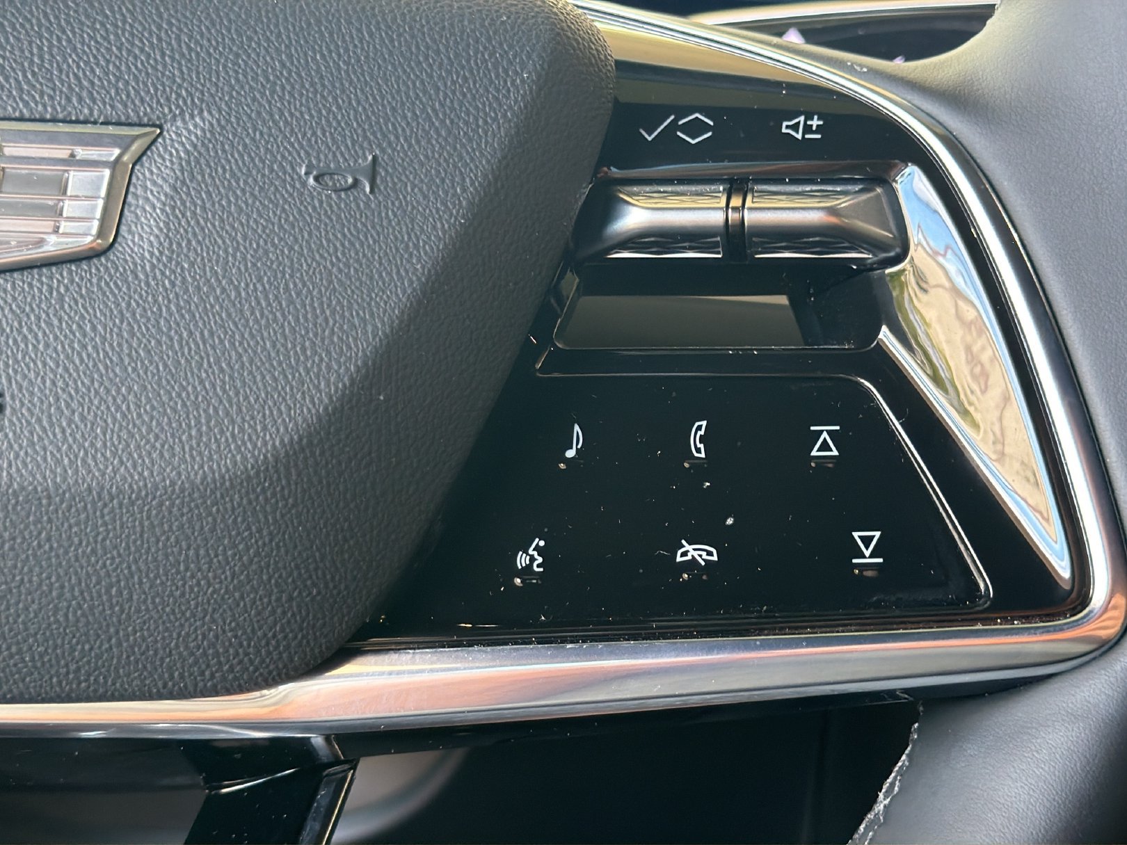 Certified 2025 Cadillac Lyriq Luxury RWD image 21
