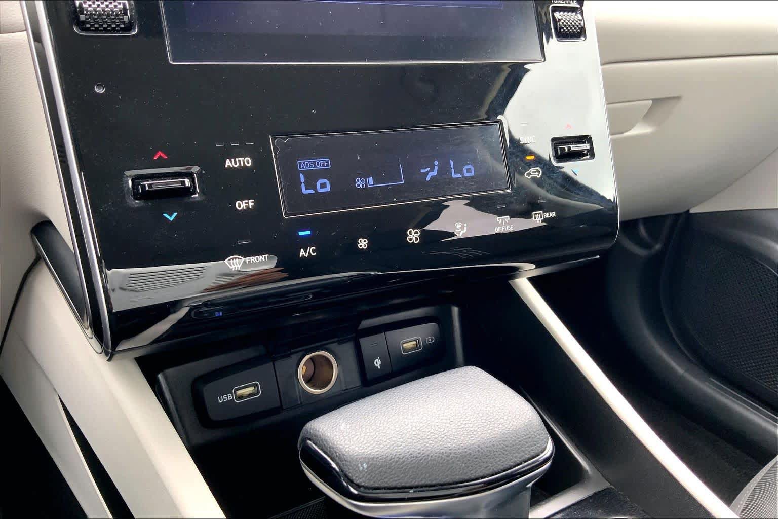 Used 2024 Hyundai Tucson SEL AWD/4WD image 34