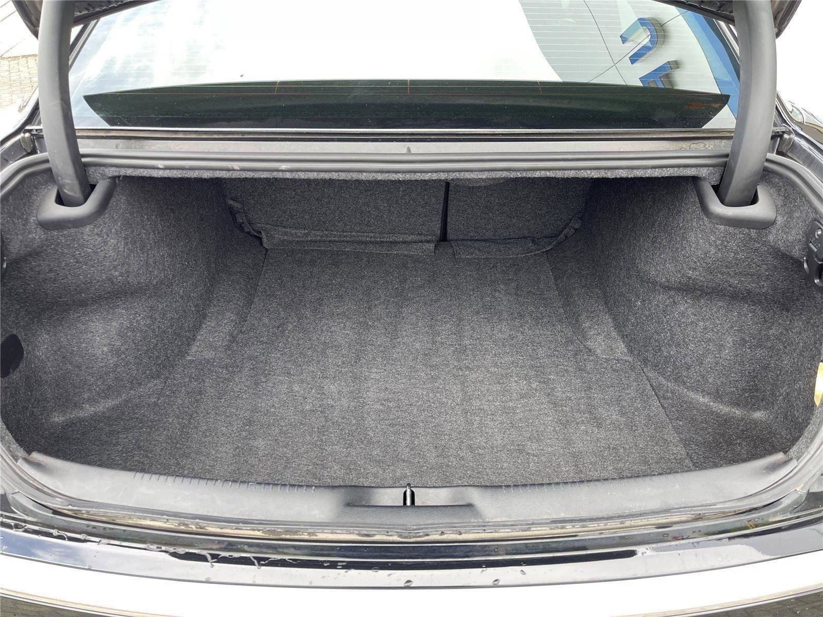 Used 2022 Chrysler 300 Touring AWD/4WD image 34