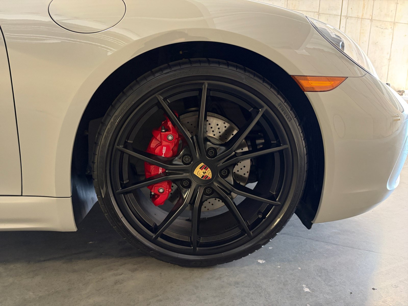 Certified 2024 Porsche 718 Cayman S RWD image 19
