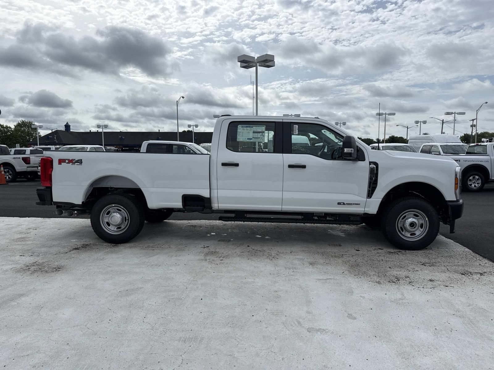New 2026 Ford F250 XL w/ XL Driver Assist Package AWD/4WD image 2