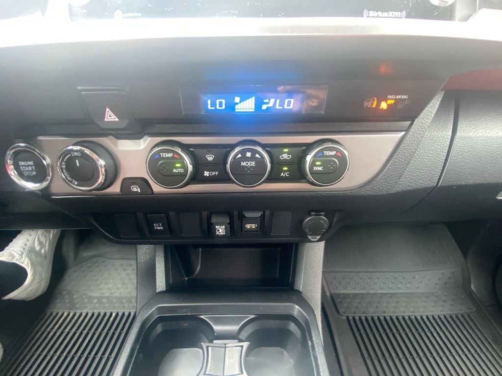Used 2023 Toyota Tacoma SR5 AWD/4WD image 23