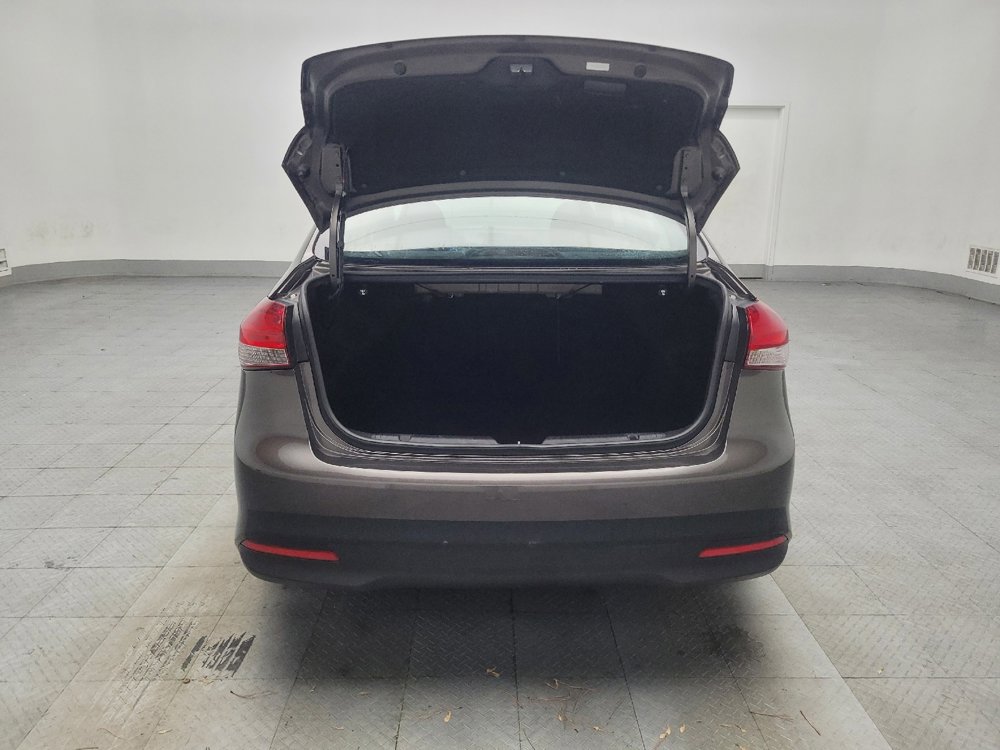 Used 2017 Kia Forte LX image 29