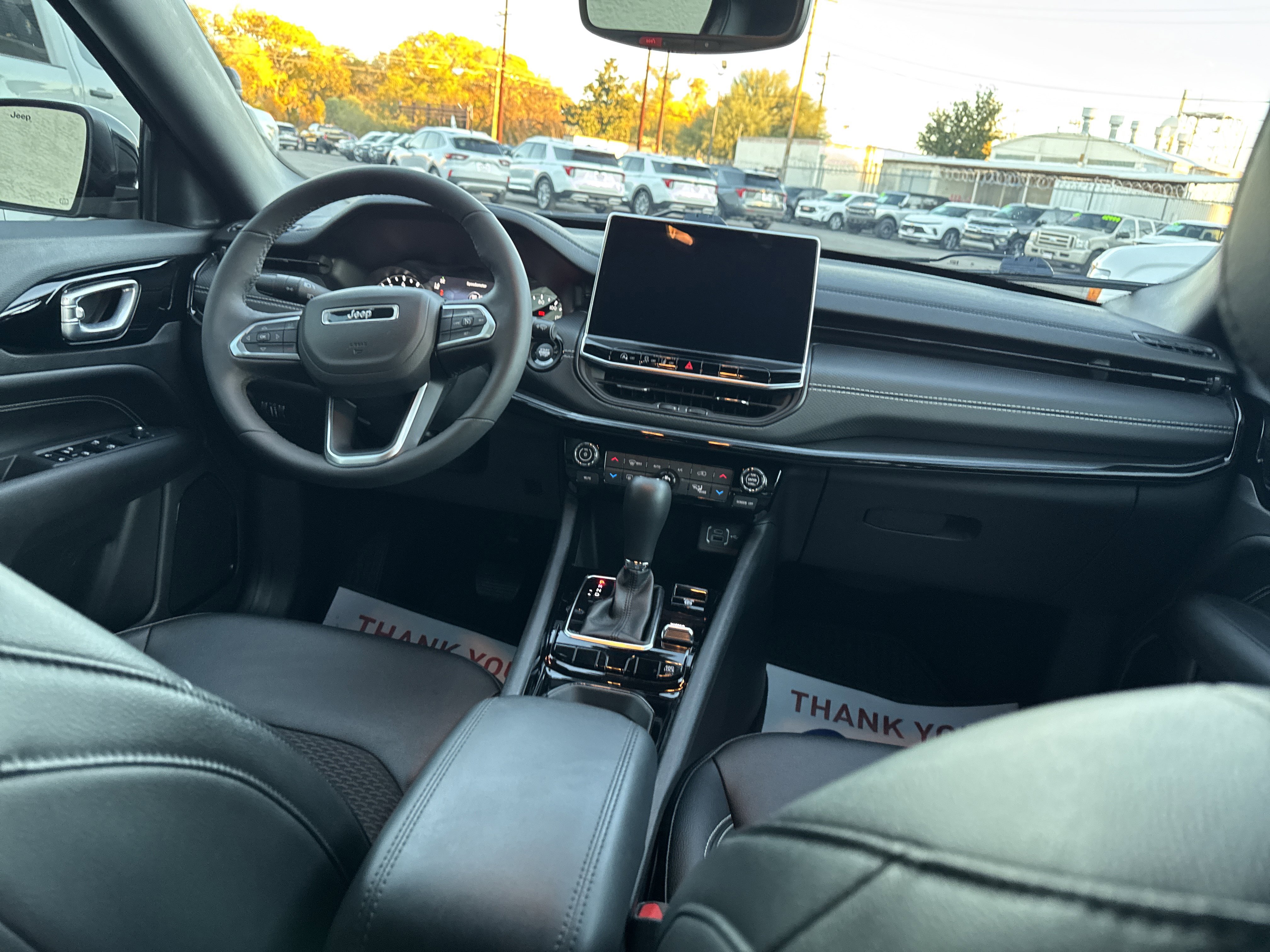 Used 2024 Jeep Compass Latitude w/ Convenience Group image 13