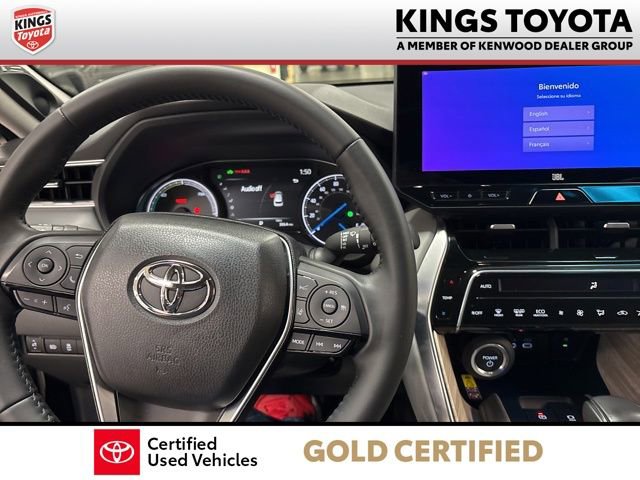 Certified 2024 Toyota Venza XLE image 19