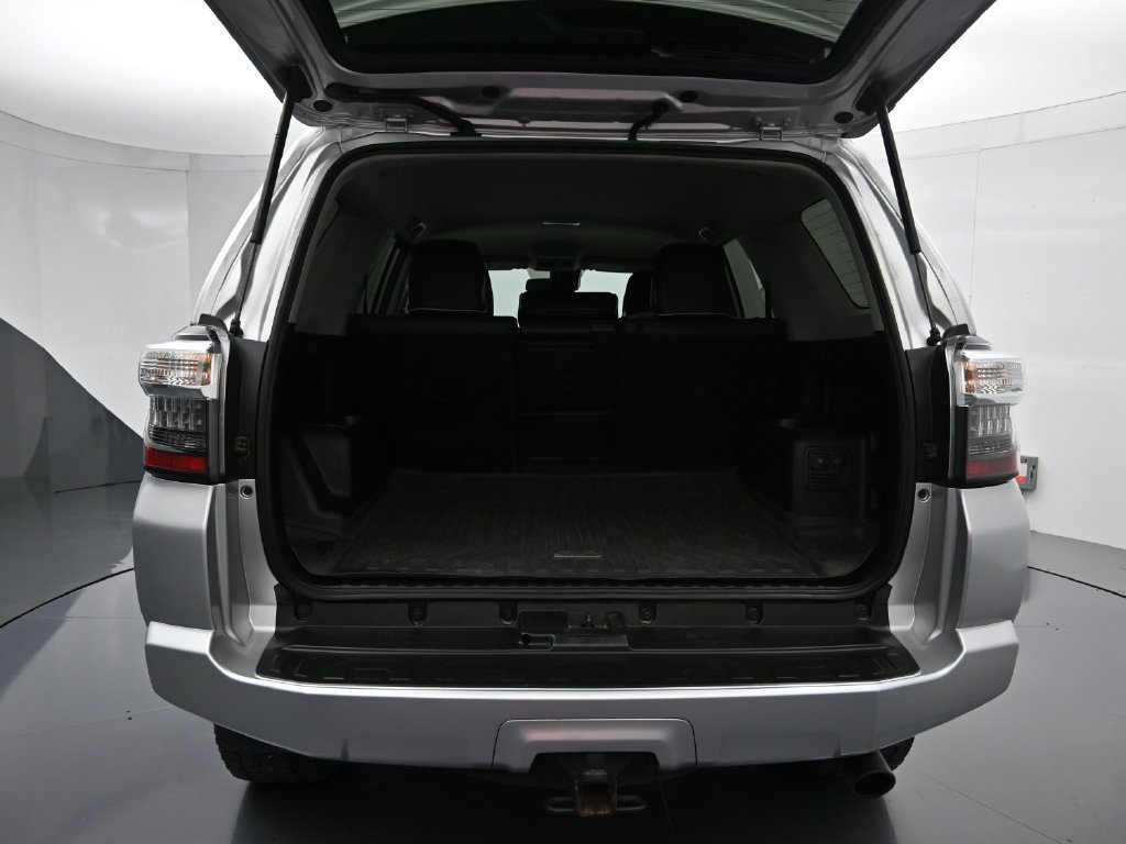 Used 2023 Toyota 4Runner SR5 AWD/4WD image 23