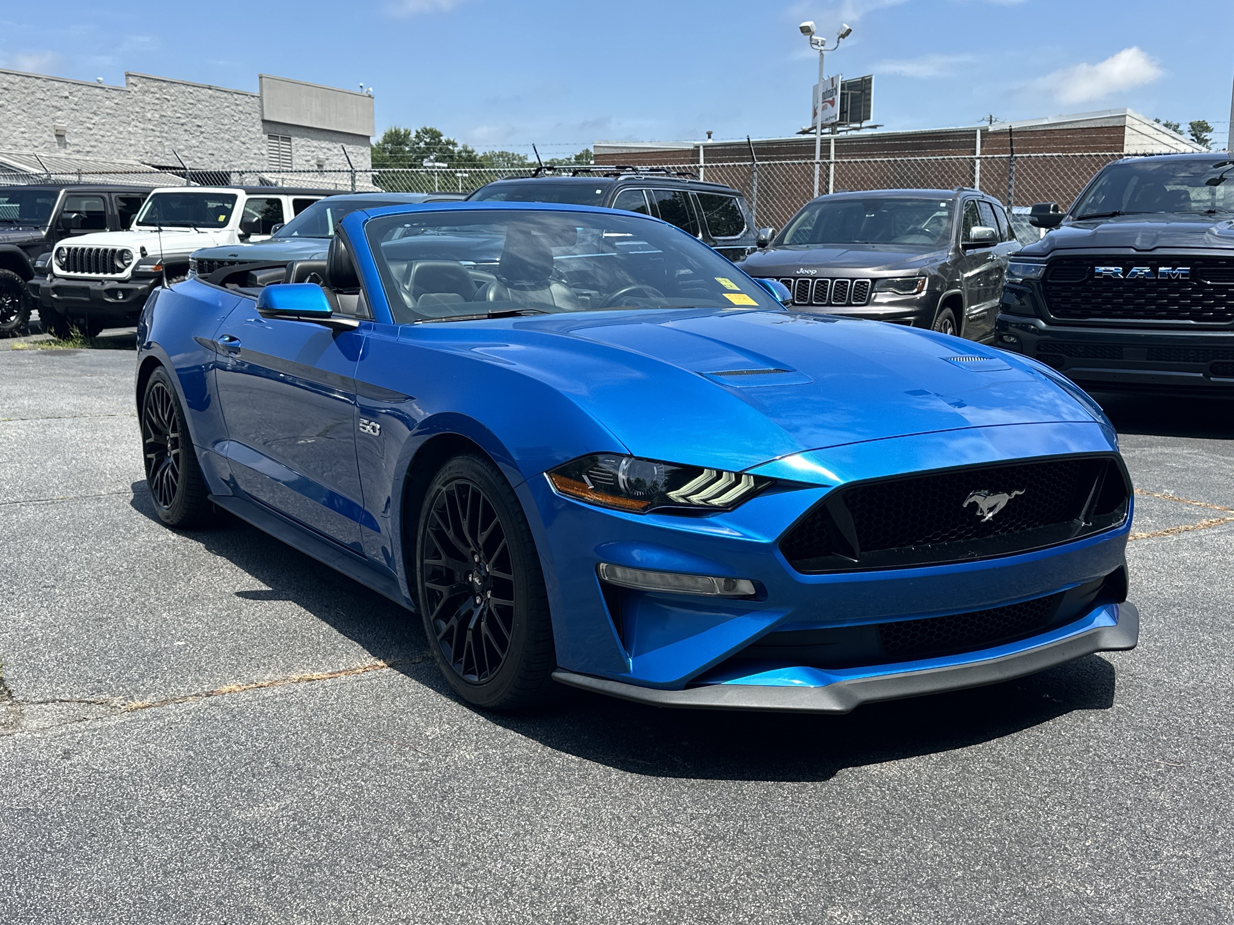 Used 2019 Ford Mustang GT Premium w/ GT Performance Package RWD image 2