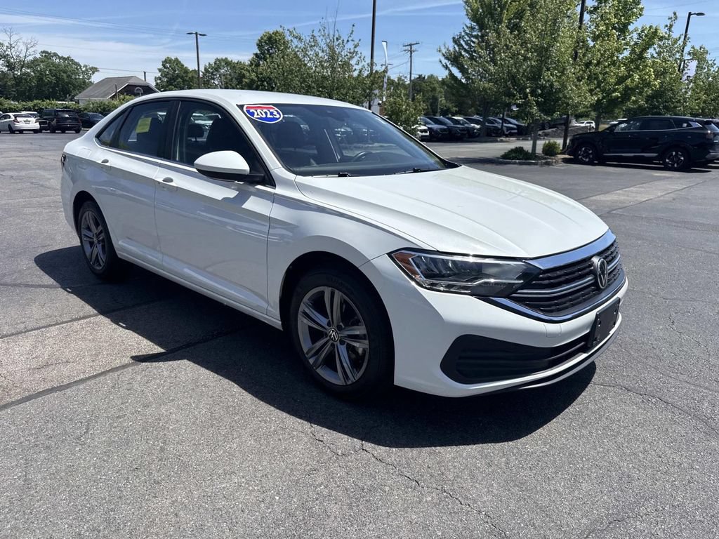 Used 2023 Volkswagen Jetta SE FWD image 10