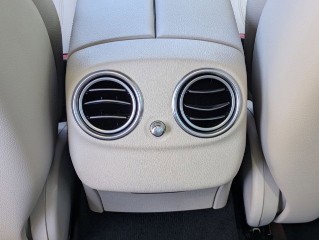 Certified 2021 Mercedes-Benz E 350 Sedan w/ Premium Package image 18