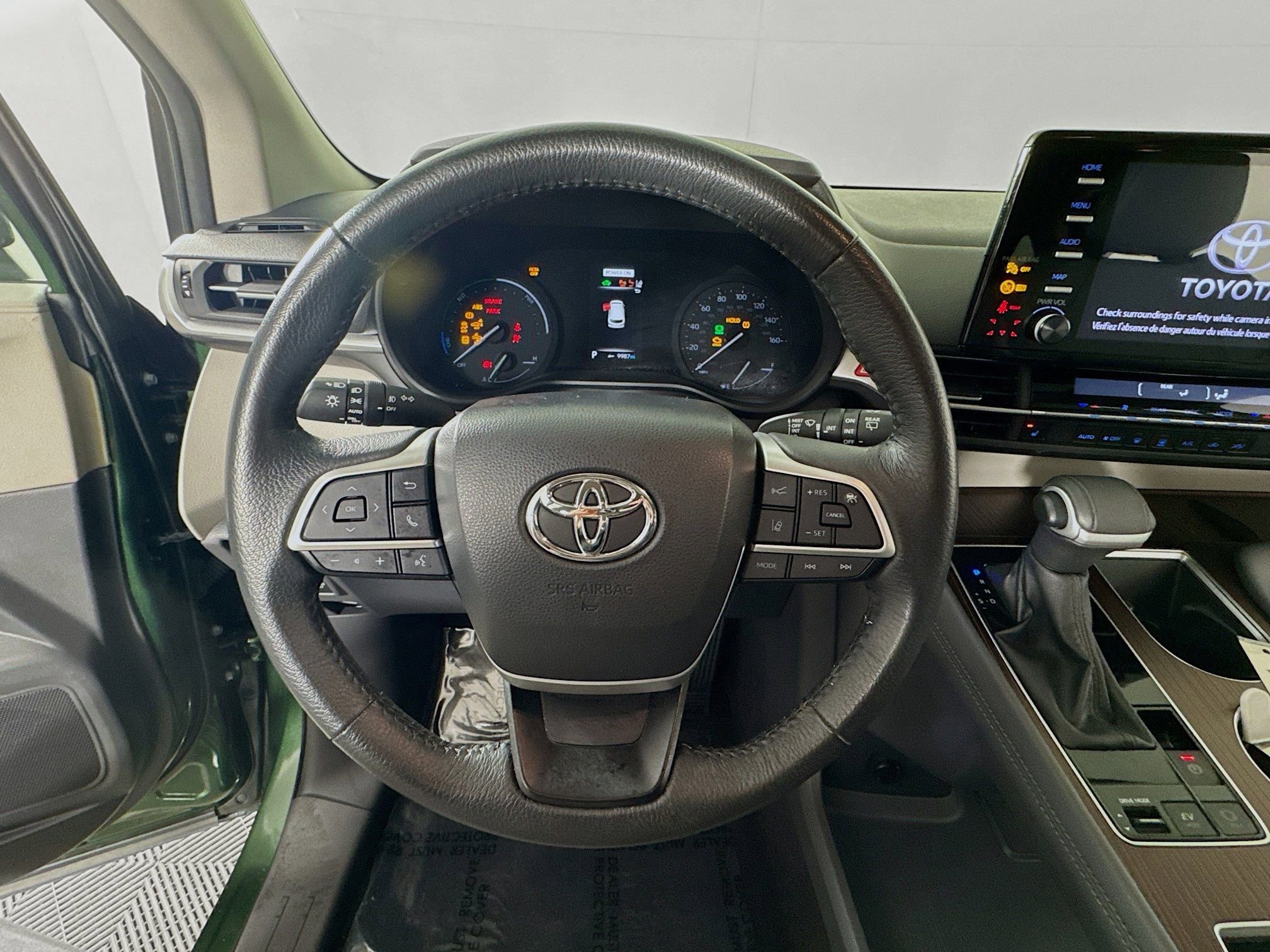 Certified 2024 Toyota Sienna XLE image 13