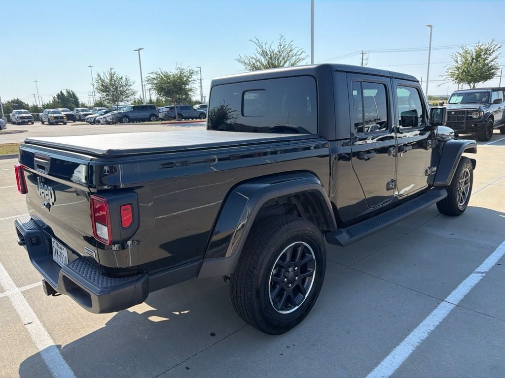 Used 2023 Jeep Gladiator Overland w/ Trailer Tow Package AWD/4WD image 6