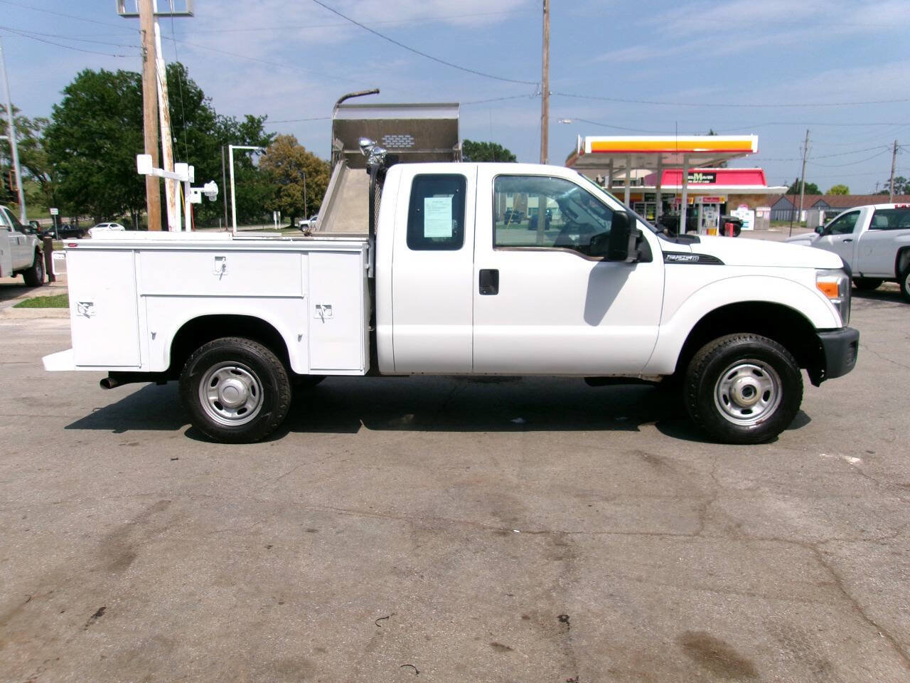 Used 2015 Ford F250 XL w/ Camper Package