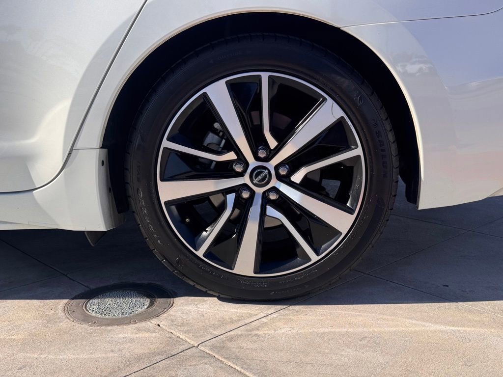 Certified 2023 Nissan Maxima SV w/ Floor Mat Group image 10