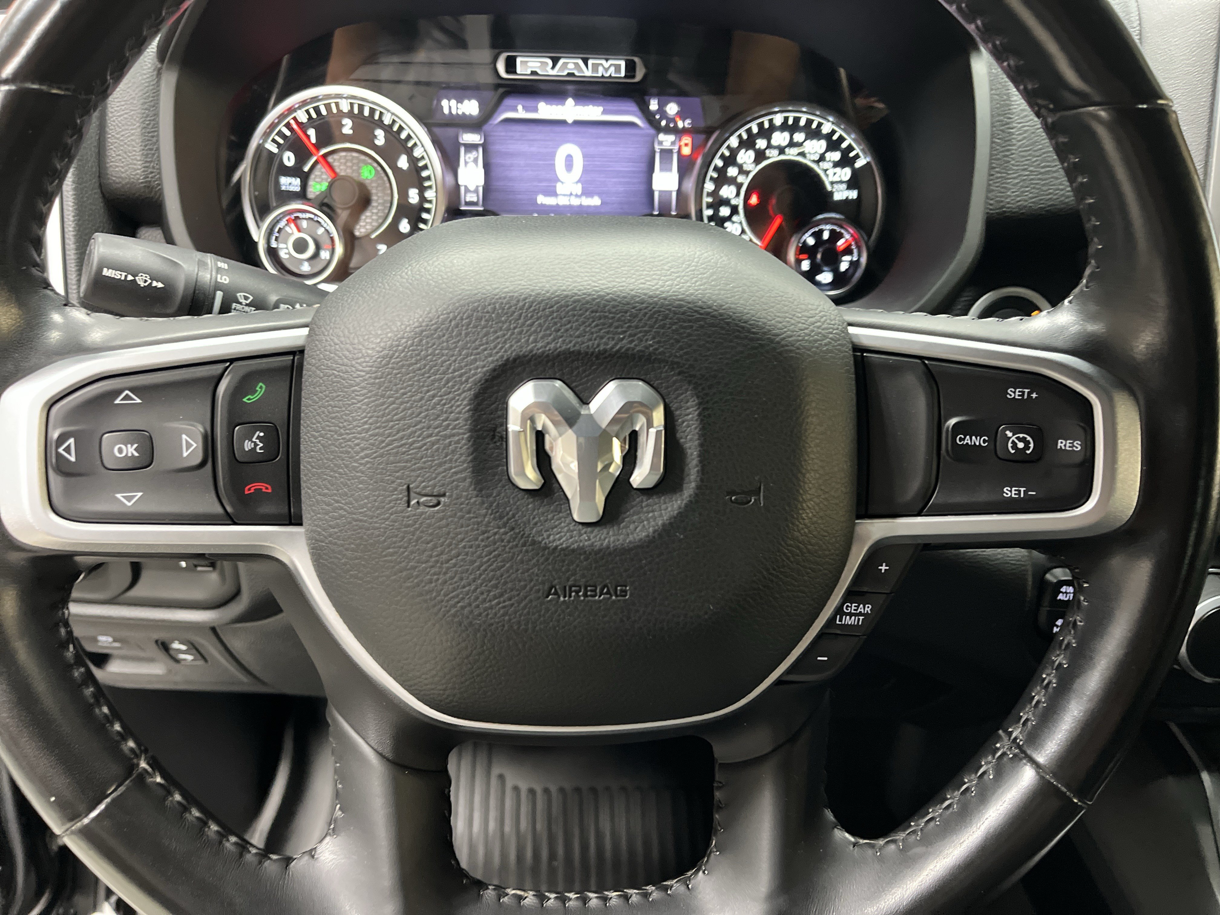 Used 2022 RAM 1500 Big Horn AWD/4WD image 18