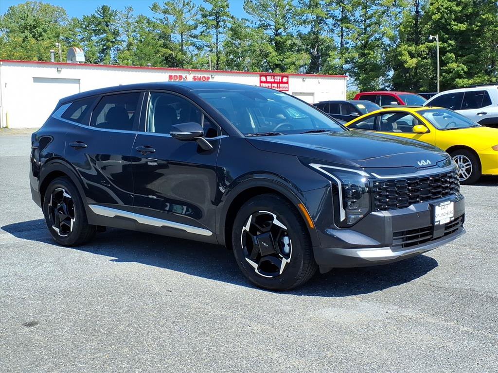 New 2026 Kia Sportage EX FWD image 2