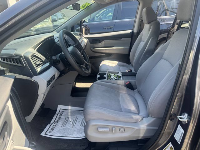 Used 2023 Honda Odyssey EX image 24