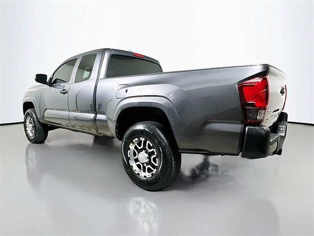 Used 2019 Toyota Tacoma SR image 5