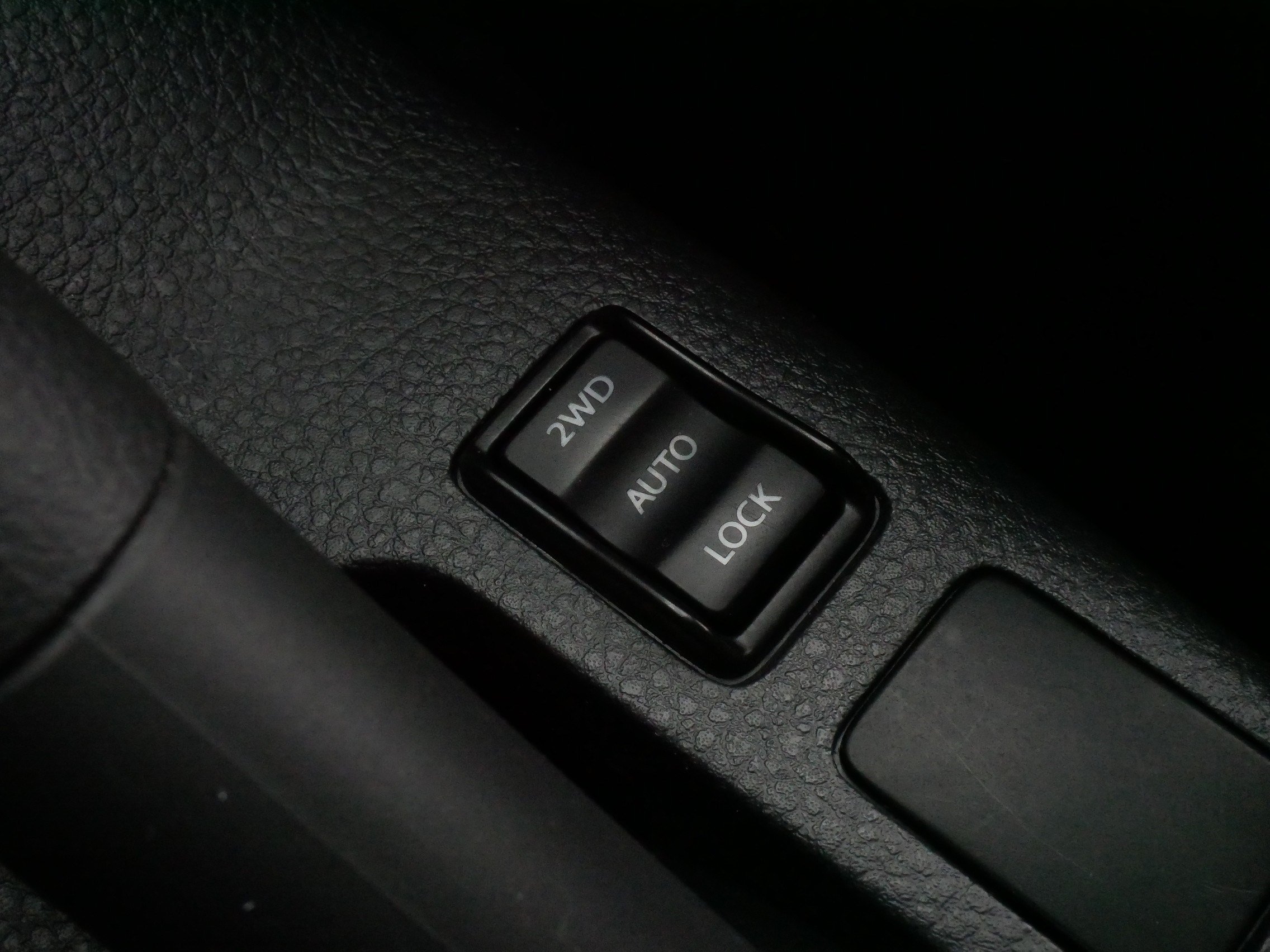 Used 2013 Suzuki SX4 Premium AWD/4WD image 28