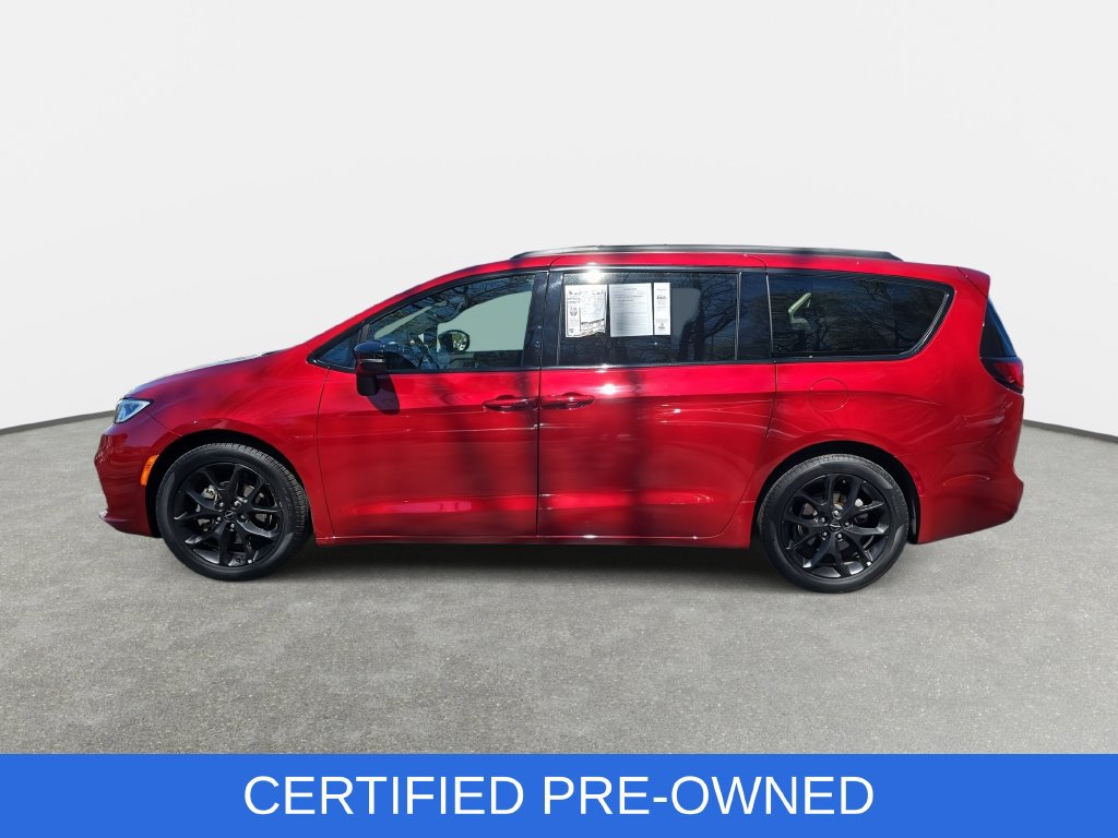 Used 2025 Chrysler Pacifica Limited FWD image 8