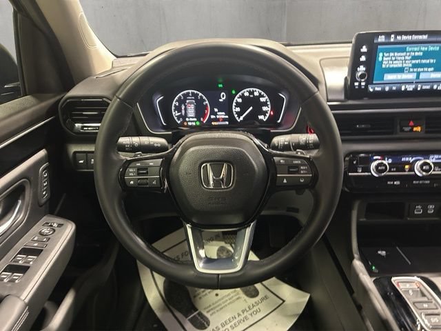 Used 2025 Honda Pilot EX-L image 14