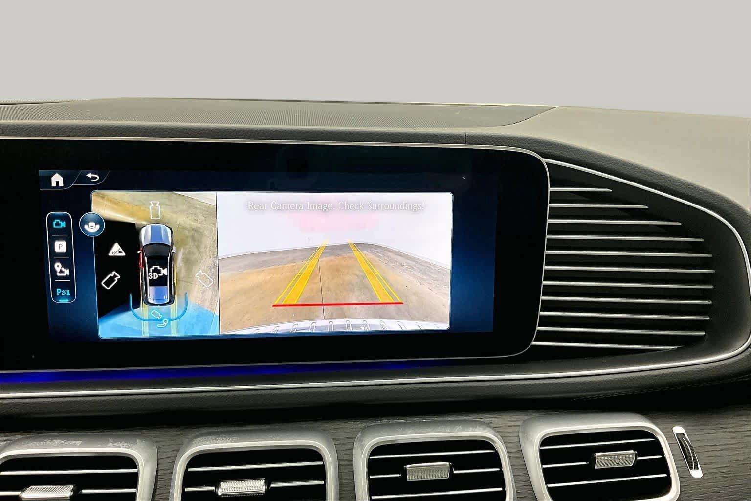 Used 2026 Mercedes-Benz GLS 580 4MATIC image 25