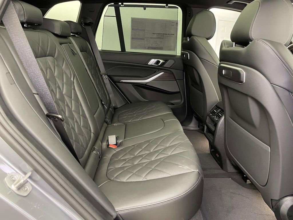 New 2026 BMW X5 xDrive50e AWD/4WD image 19