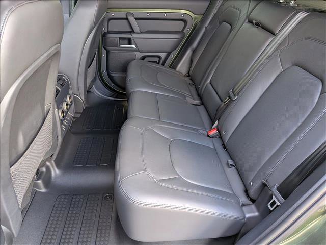 New 2026 Land Rover Defender 110 X-Dynamic SE image 14