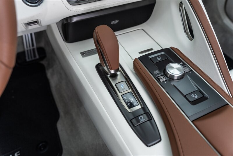 Used 2026 Lexus LC 500 Convertible w/ Inspiration Series RWD image 91