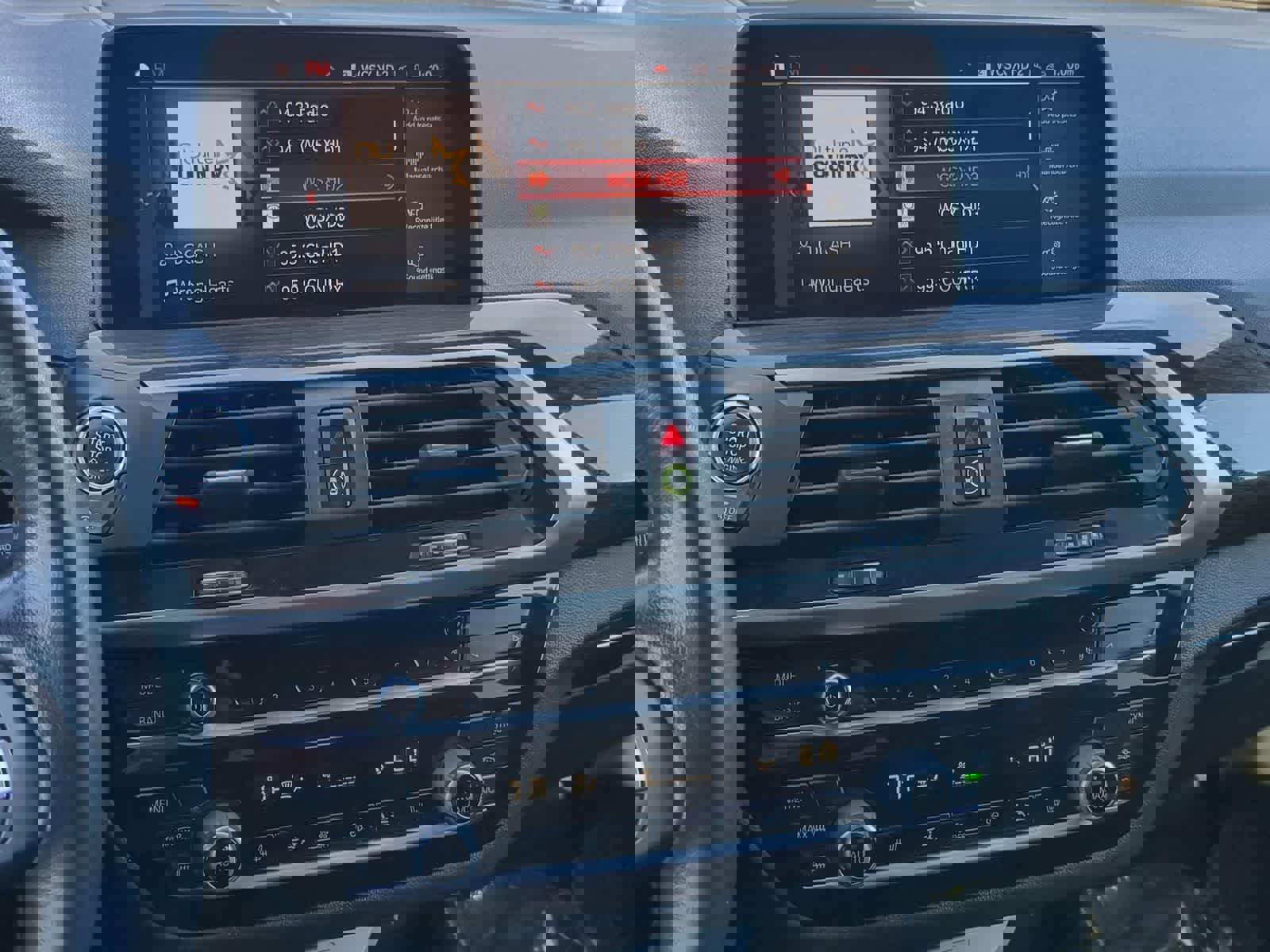 Used 2020 BMW X3 xDrive30i w/ Premium Package Essential image 34