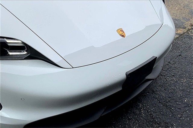 Used 2022 Porsche Taycan image 45