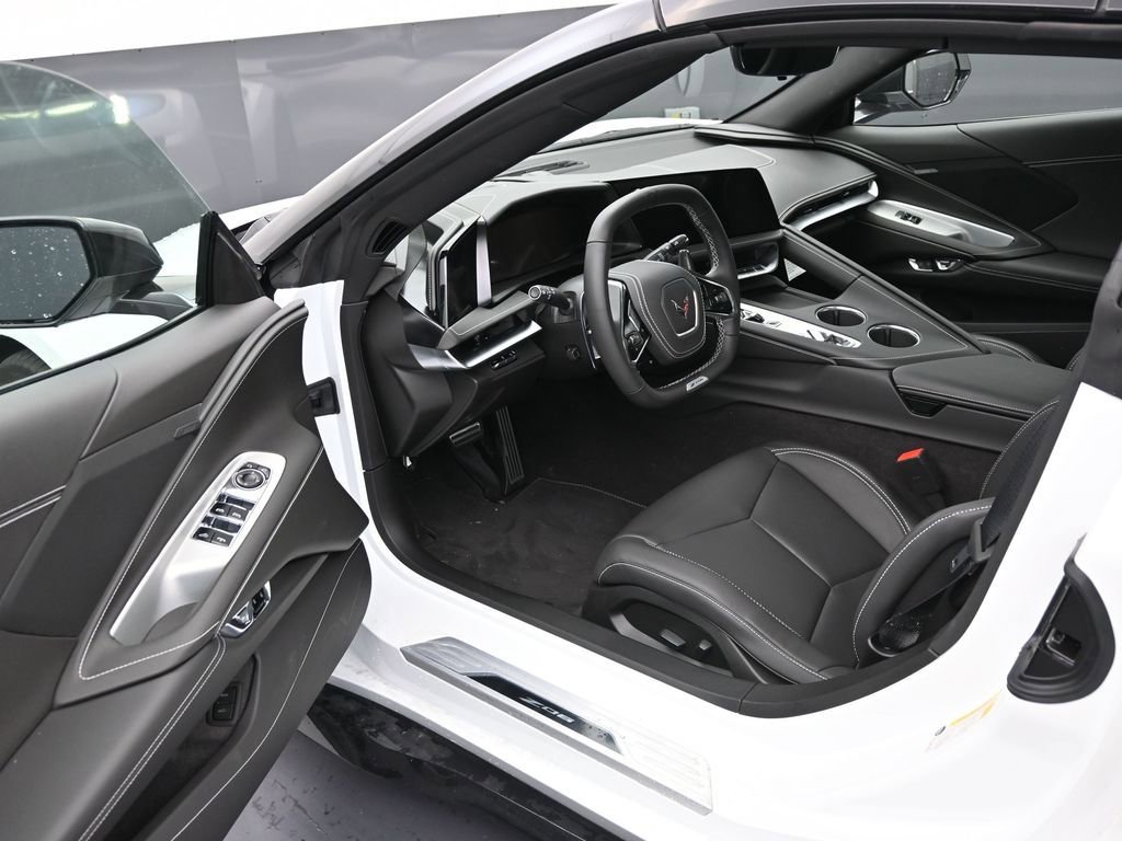 Used 2026 Chevrolet Corvette Z06 RWD image 11