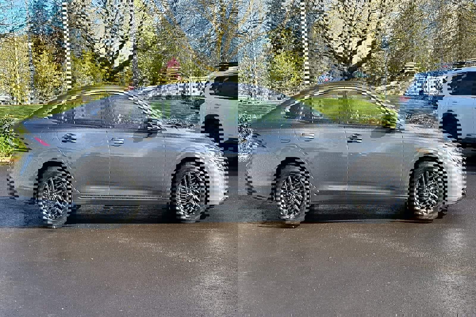 New 2026 Nissan Sentra SV image 8