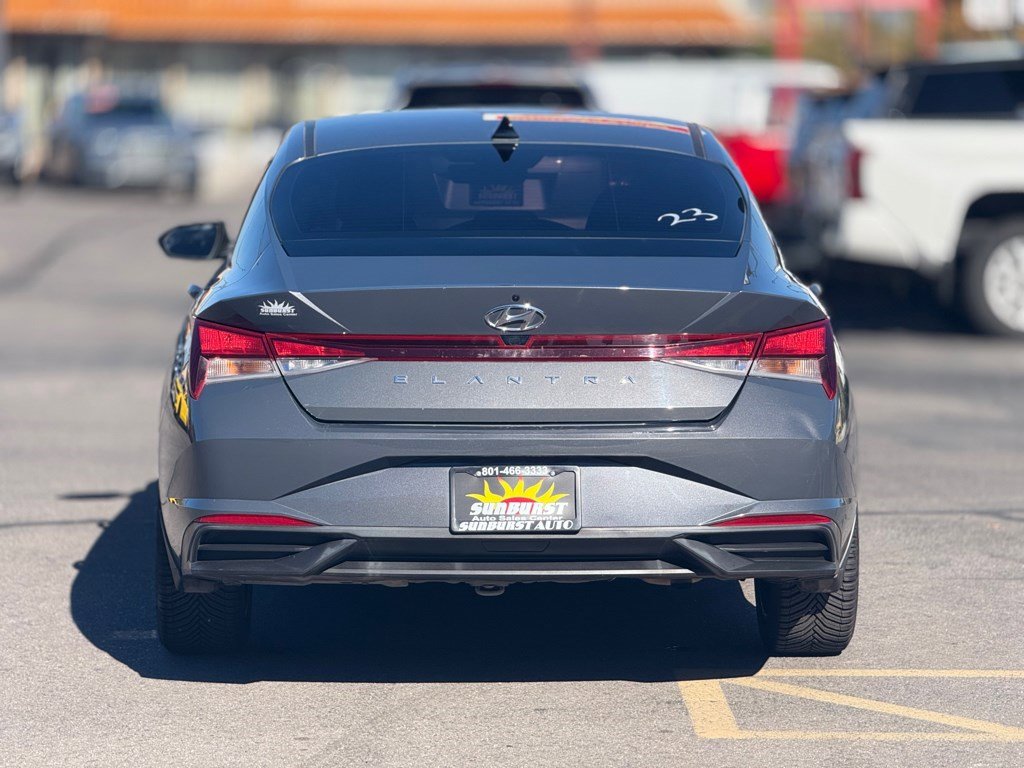Used 2023 Hyundai Elantra SEL w/ Convenience Package image 6