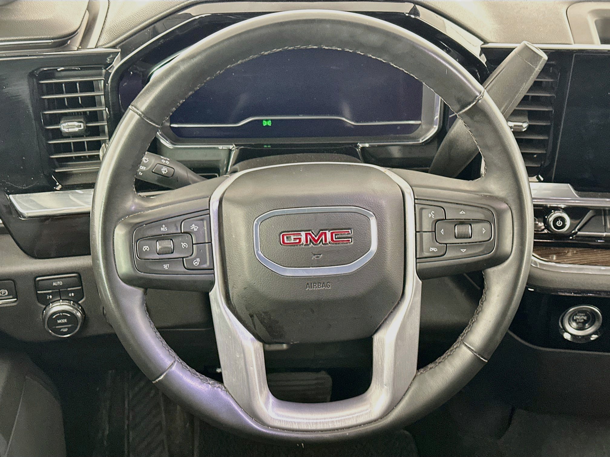 Used 2024 GMC Sierra 1500 Elevation AWD/4WD image 18