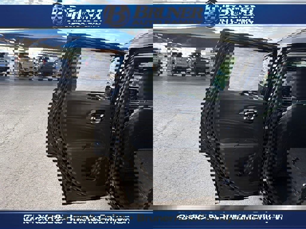 New 2026 Jeep Compass Latitude image 12