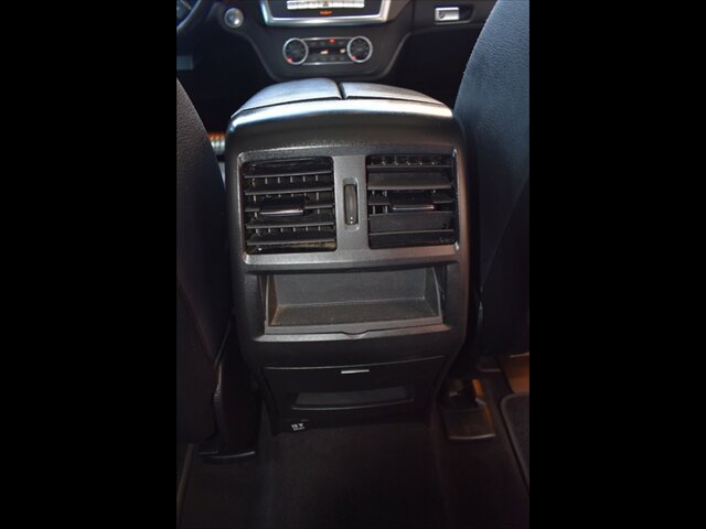 Used 2015 Mercedes-Benz ML 400 4MATIC image 29