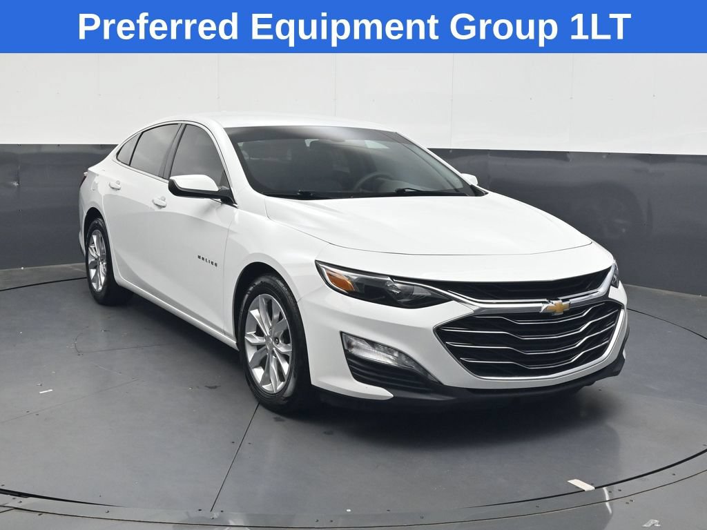 Used 2020 Chevrolet Malibu LT FWD image 2