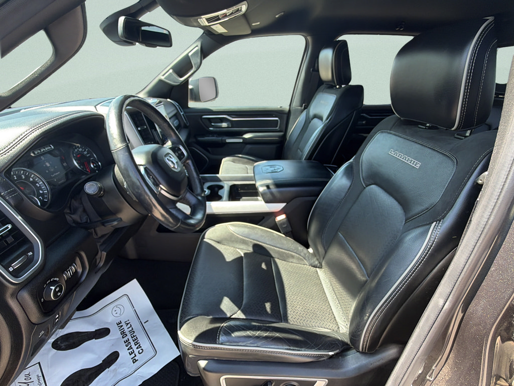 Used 2019 RAM 1500 Laramie w/ Sport Appearance Package AWD/4WD image 18
