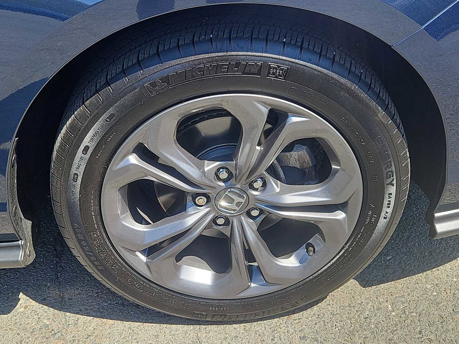 Used 2024 Honda Accord EX image 9