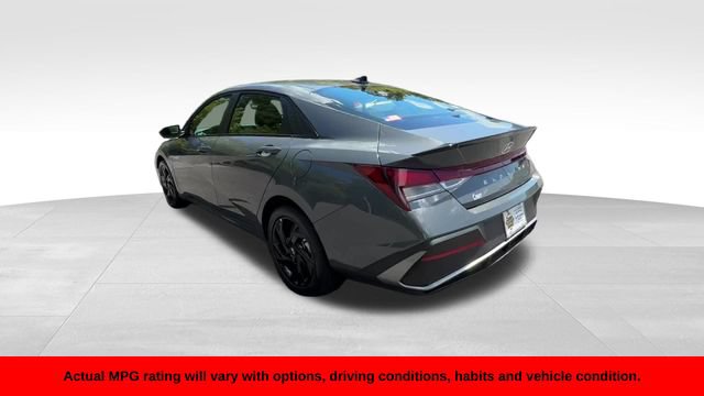 Used 2026 Hyundai Elantra Sport FWD image 6